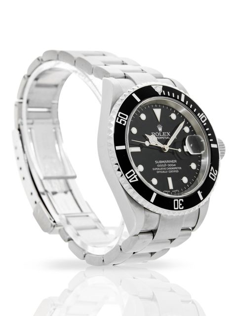 Rolex Submariner 16610 Image 3